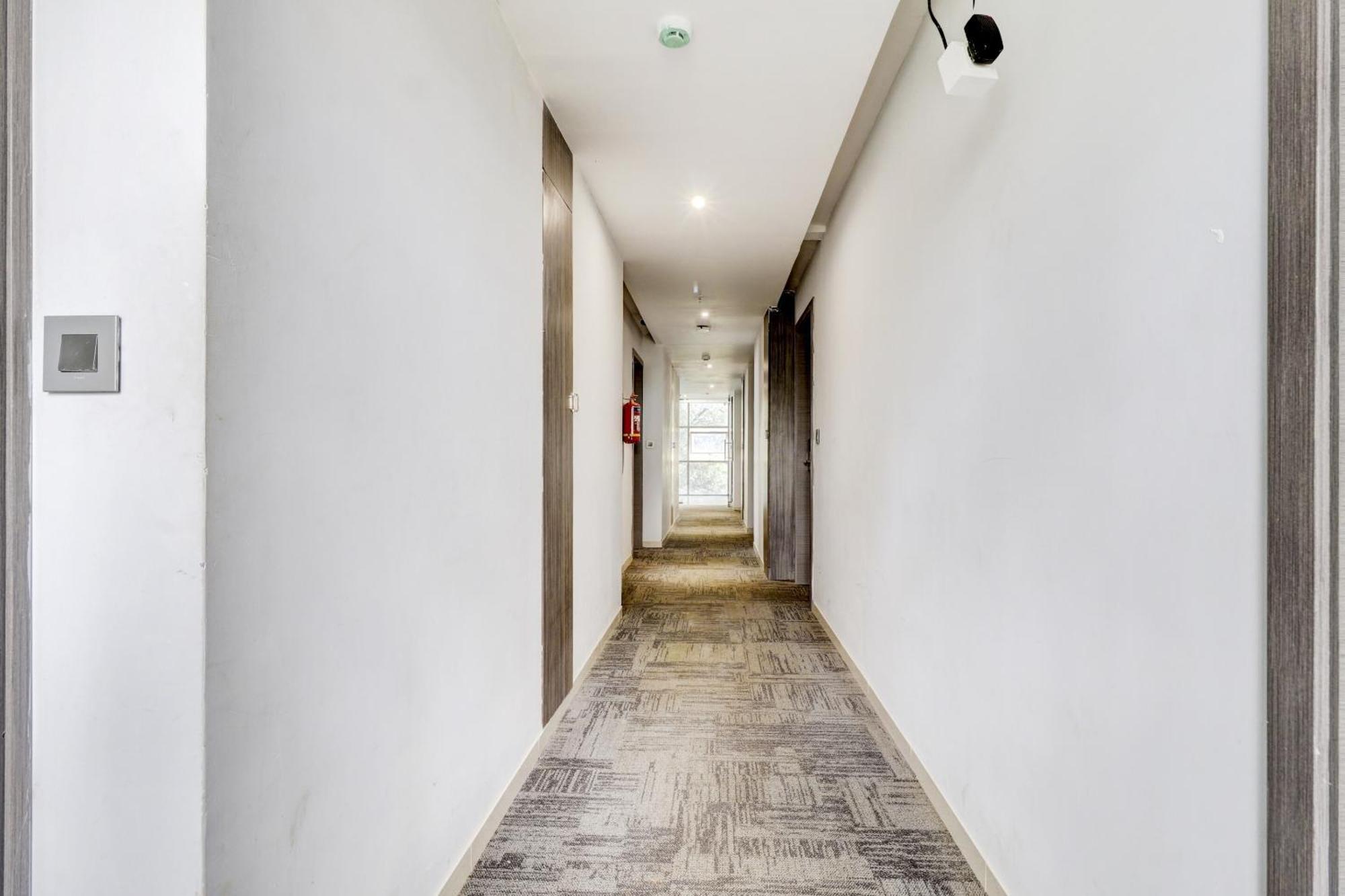 Super Sleek Townhouse Galexia Hotel And Resorts Bangalore Ngoại thất bức ảnh